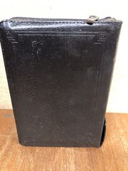 Korean-English Enriched Bible NIV Red Letter Edition Leather Zip Song Hymnal
