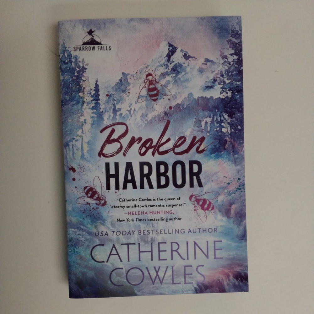 Broken Harbor: A Sparrow Falls – Paperback, by Catherine Cowles – Very Good