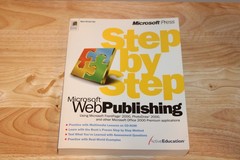 WEB PUBLISHING STEP BY STEP LEARNING KIT By Microsoft Press Includes Disc