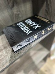 Onyx Storm Target Exclusive Edition By Rebecca Yarros Hardcover IN HAND New !