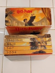 Harry Potter Ser.: Harry Potter and the Deathly Hallows by J. K. Rowling (2007,