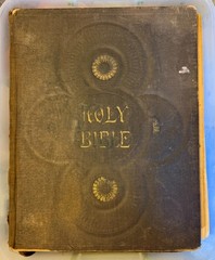 1890s Holy Bible self pronouncing edition leather cover KJV Red Letter reference