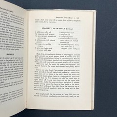 The Bachelor’s Cookbook by Lee Sheridan (1962, HB DJ) GC 190 pages