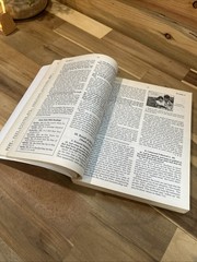 KJV Standard Lesson Commentary Standard Publishing 2009-2010 In Great Condition