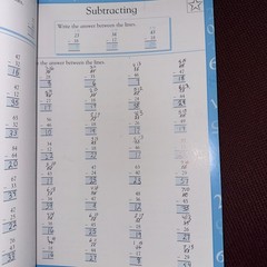 Math Made Easy Workbook W Stickers Grade4 by Dorling Kindersley Publishing Staff