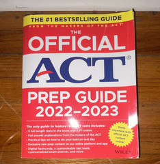 Wiley The Official ACT Prep Guide 2022-2023 Study Guide 1120 Pages
