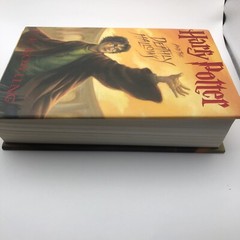 Harry Potter Ser.: Harry Potter and the Deathly Hallows by J. K. Rowling (2007,