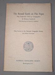 1950 THE ROUND EARTH ON FLAT PAPER BOOK – GROSVENOR – CHAMBERLIN – K 546