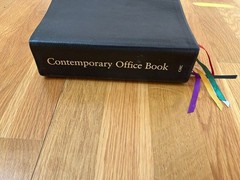 Contemporary Office Book: The New Revised Standard Version – Leather – Unread