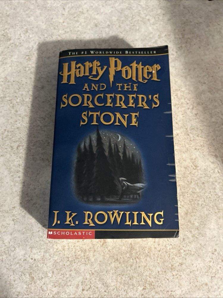Harry Potter Ser.: Harry Potter and the Sorcerer’s Stone by J. K. Rowling