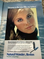 Vtg Seventeen November 1970 Cover Model Shelly Hack 216 Pages 50 Cents