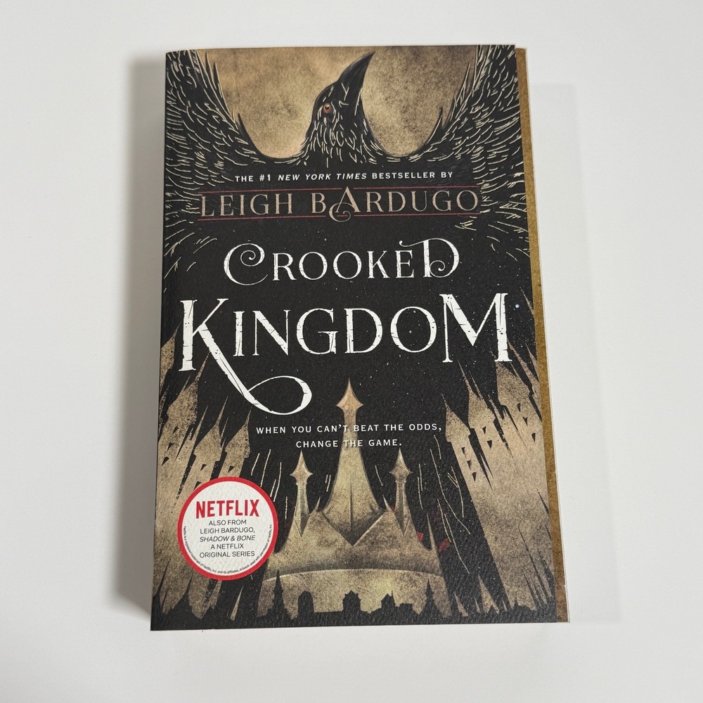 Crooked Kingdom Leigh Bardugo 2018 Paperback Fantasy Grishaverse Square Fish