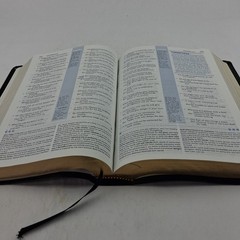 NKJV Study Bible Thomas Nelson Signature Series Black Bonded Leather