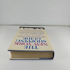 The New York Shopping Guide 466 Pages, 1200 Shops, Elizabeth Squire 1962 HCDJ