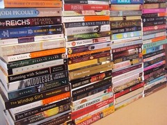 Big RANDOM MIX Lot 30 Trade Size PB Fiction All Mystery,Suspense,Thriller ONLY