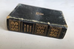 1840s MINIATURE BOOK GEMS of SACRED POETRY in ENGLISH antique
