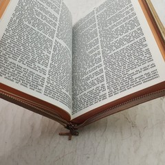 1950s Holy Bible Red Letter Edition Zip Around KJV Zip Around White Leather nice
