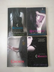 P.C. Cast & Kristin Cast – Lot of 4 – HOUSE OF NIGHT Series Books – TPB