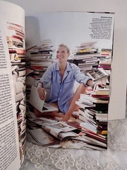 VOGUE Magazine 2010 August Gweneth Paltrow 238 PAGES