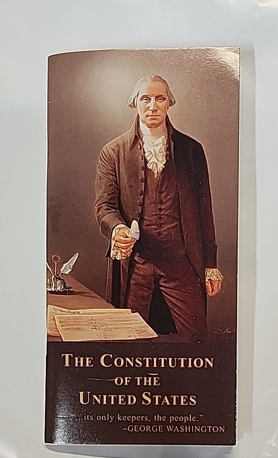 The Constitution of the US with All Amendments + Declaration of Independence