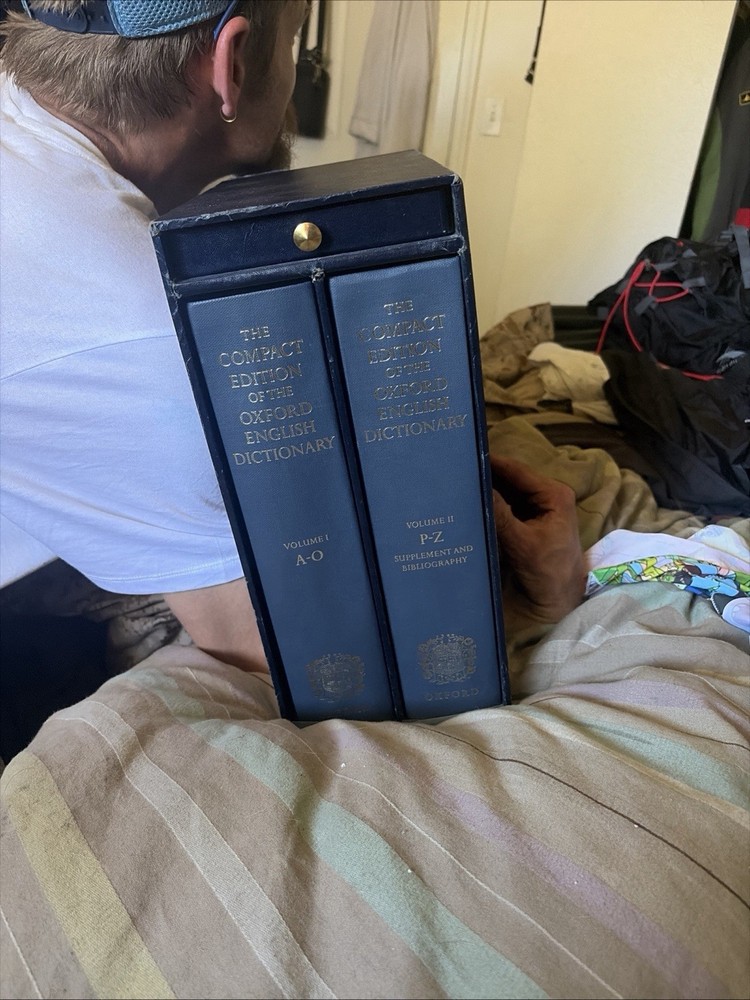 The Compact Edition of the Oxford English Dictionary 2-Vol Set