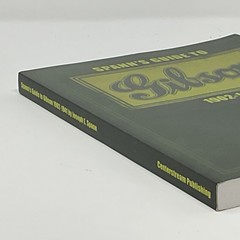 Spann’s Guide to Gibson 1902-1941 Softback Gibson Instruments Reference Book!