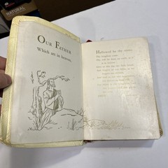 Vintage Holy Bible – Family Heritage Edition -Self Pronouncing – Old & New