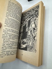 The October Country by Ray Bradbury 1972 Illustrated Horror Del Rey Ballantine