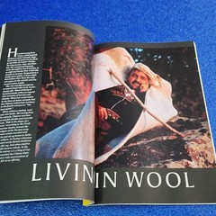 WOOL THE FABRIC OF HISTORY MAY 1988 NATIONAL GEOGRAPHIC MAGAZINE SHIPS FREE