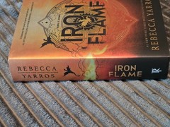 Iron Flame (Standard Edition) by Rebecca Yarros: New