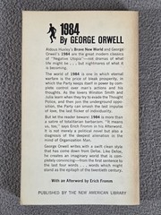 1984 by George Orwell Signet Classic Paperback 29th Print Very Good