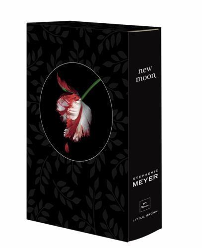 New Moon Collector’s Edition (The Twilight Saga) by Stephenie Meyer