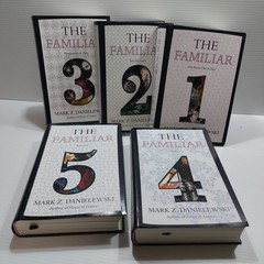 Mark Z. Danielewski The Familiar Complete Softcover set Vol 1 – 5