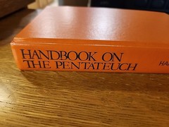 HANDBOOK ON THE PENTATEUCH by Victor P. Hamilton, HC 1982
