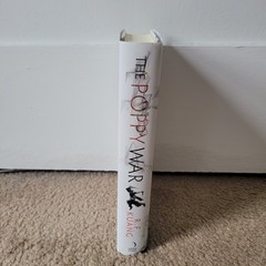 Harper Voyager The Poppy War Hardcover Book R.F. Kuang Fantasy 2018 1st Edition