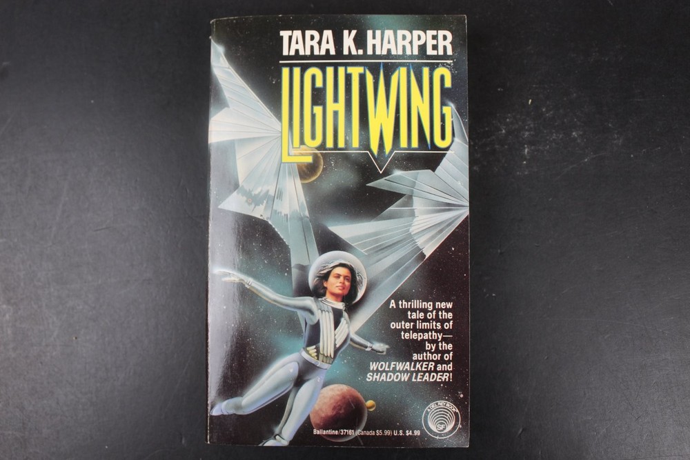 Lightwing Tara K. Harper 1992 First Edition Science Fiction Del Rey Ballantine