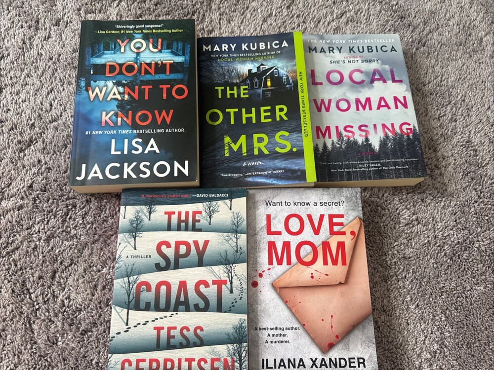 Mary Kubica, Lisa Jackson, Tess Gerritsen, Iliana Xander Books, see pics!