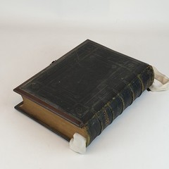 Holy Bible 1861 Antique George E Eyre London Large 9″ x 12″ 3″ Thick Metal Edge