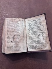 Miniature Leather Bound Book Of Common Prayer. 4”x2.5”x2”. ￼