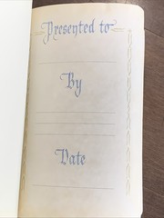 Vintage Good News Bible 1976 White Cover w/ Gold Zipper Zips Closed