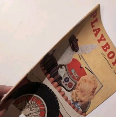 Playboy Magazine April 1957 – Playmate Gloria Windsor – Ken Purdy Sports Cars