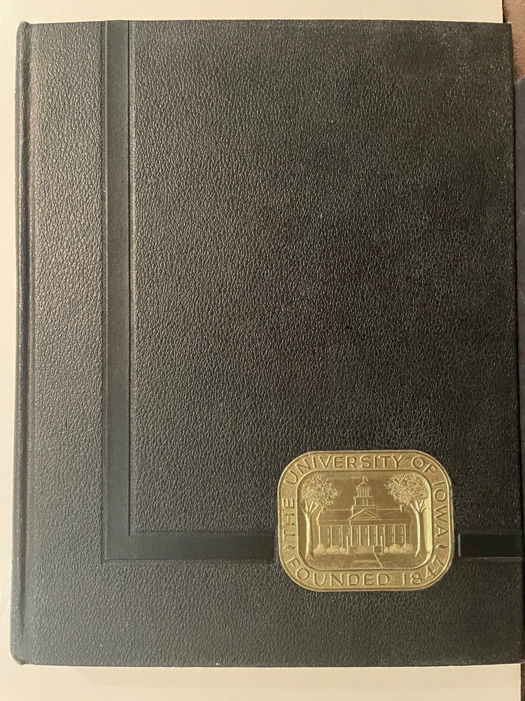 UNIVERSITY OF IOWA 1965 ANNUAL “HAWKEYE 1965” VOL. 75. NEAR MINT 464 PAGES
