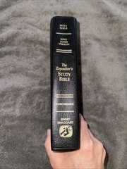 The Expositor’s Study Bible by Jimmy Swaggart Ministries 2010
