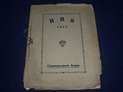 1911 COMMENCEMENT ARGUS FOR HARRISBURG HIGH SCHOOL SOFTCOVER BOOK – J 1294