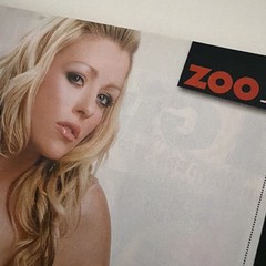 RARE!!!! Zoos 5th Birthday Collectors Issue !!! Featuring Madison Welch!!! VGC