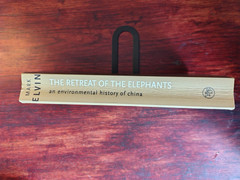 The Retreat of the Elephants: An Environmental History of China by Mark Elvin PB