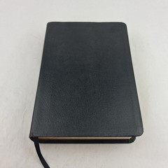 NKJV Study Bible Thomas Nelson Signature Series Black Bonded Leather