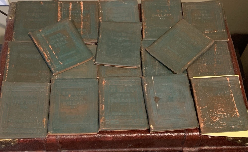 RARE Lot 18 Antique Green Little Leather Library Book 1920 Kipling Wilde Thoreau