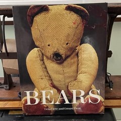 Bears by Genevieve Picot and Gerard Picot History of Teddy Bears Hardcover Book