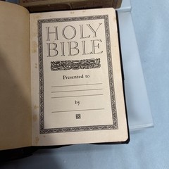 Vtg King James Holy Bible Readers Edition W/ Original Box Black Leather Red Edge